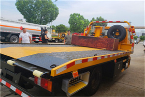 浈江区附近拖车电话号码服务