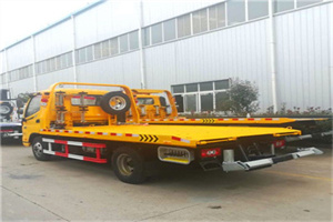 浈江区附近拖车救援搭电